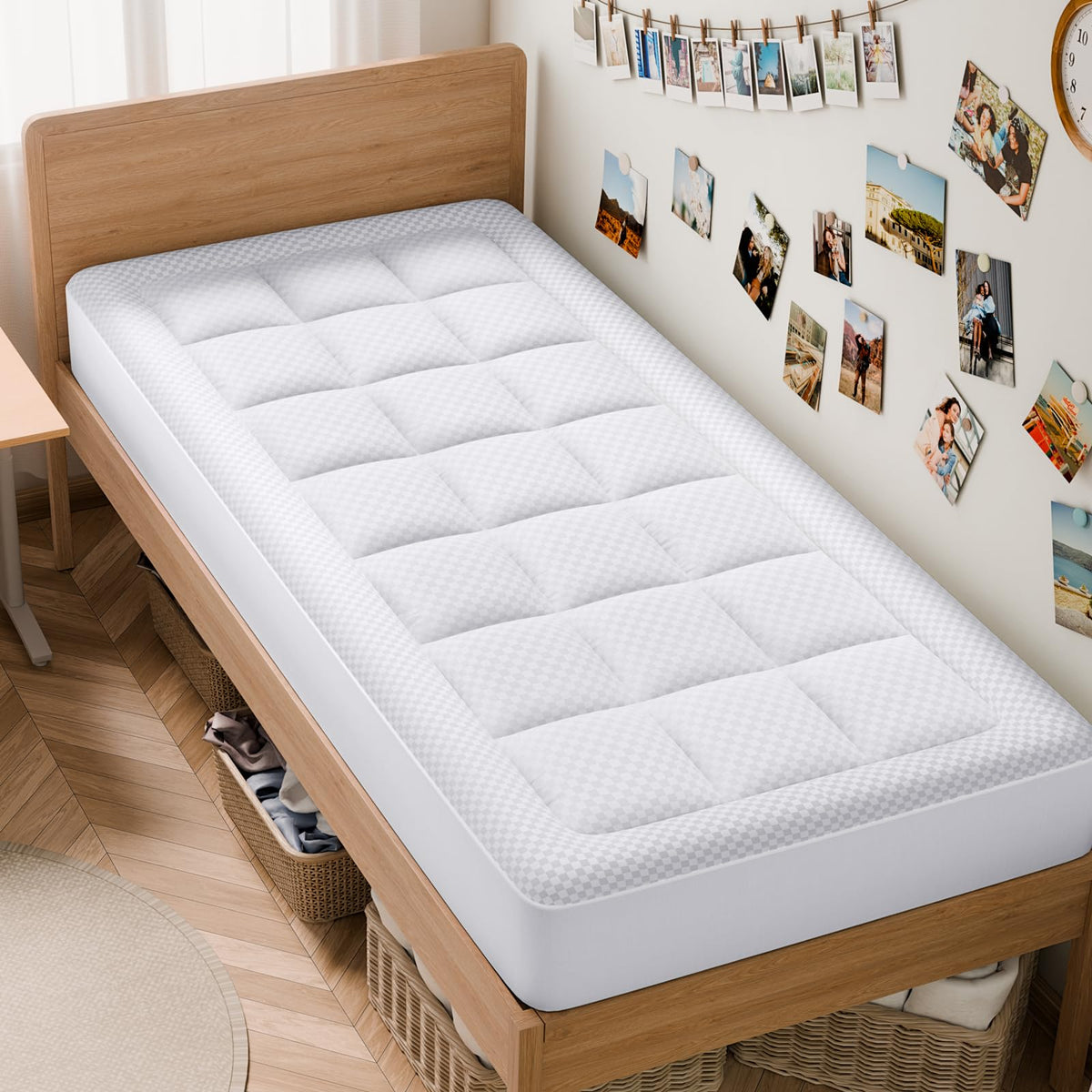 OLANLY Full Quilted Fitted Mattress Pad – Soft Pillow Top Mattress Topper, Down Alternative Fill, Cooling Comfort Breathable Mattress Cover, Machine Washable Deep Pocket Mattress Protector, White