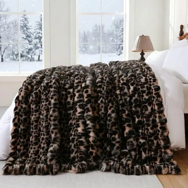 【Sohochic】DOWNCOOL 950GSM Faux Fur Bubble Throw Blanket,  Soft Luxury Faux Rabbit Fur Mink Plush Throw for Couch, Sofa and Bed, Soft Fluffy Fuzzy Cozy Blanket Leopart print, #dealsforyoudays #sohochic,#blackfriday