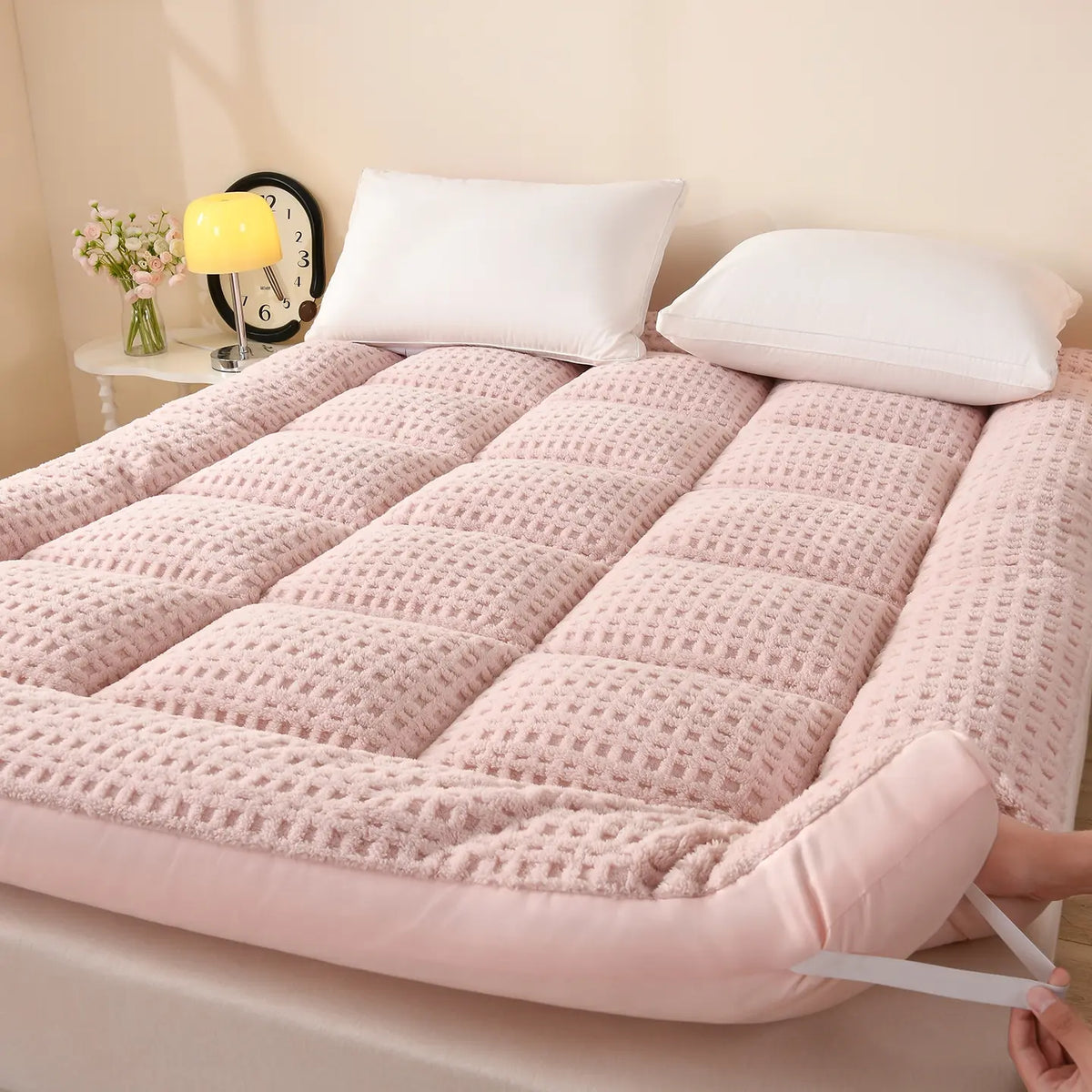 Super Soft Textured, Foldable & Breathable Design, Portable Foldable Mattress, Folding Mattress, Fold Out Mattress, European Certified, Suitable for Dorms/apartments/all Seasons Use! Triple Fold Mattress