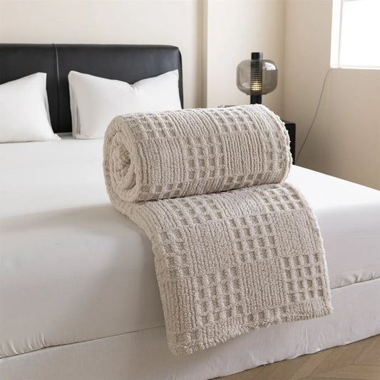 Taffeta Velvet Solid Color Waffle Jacquard Soft Warm Throw Bedroom Blanket, Cozy Throw Blankets, Moisture-Wicking, Cloud-Like Touch, Ideal for Naps, Cozy and Comfortable