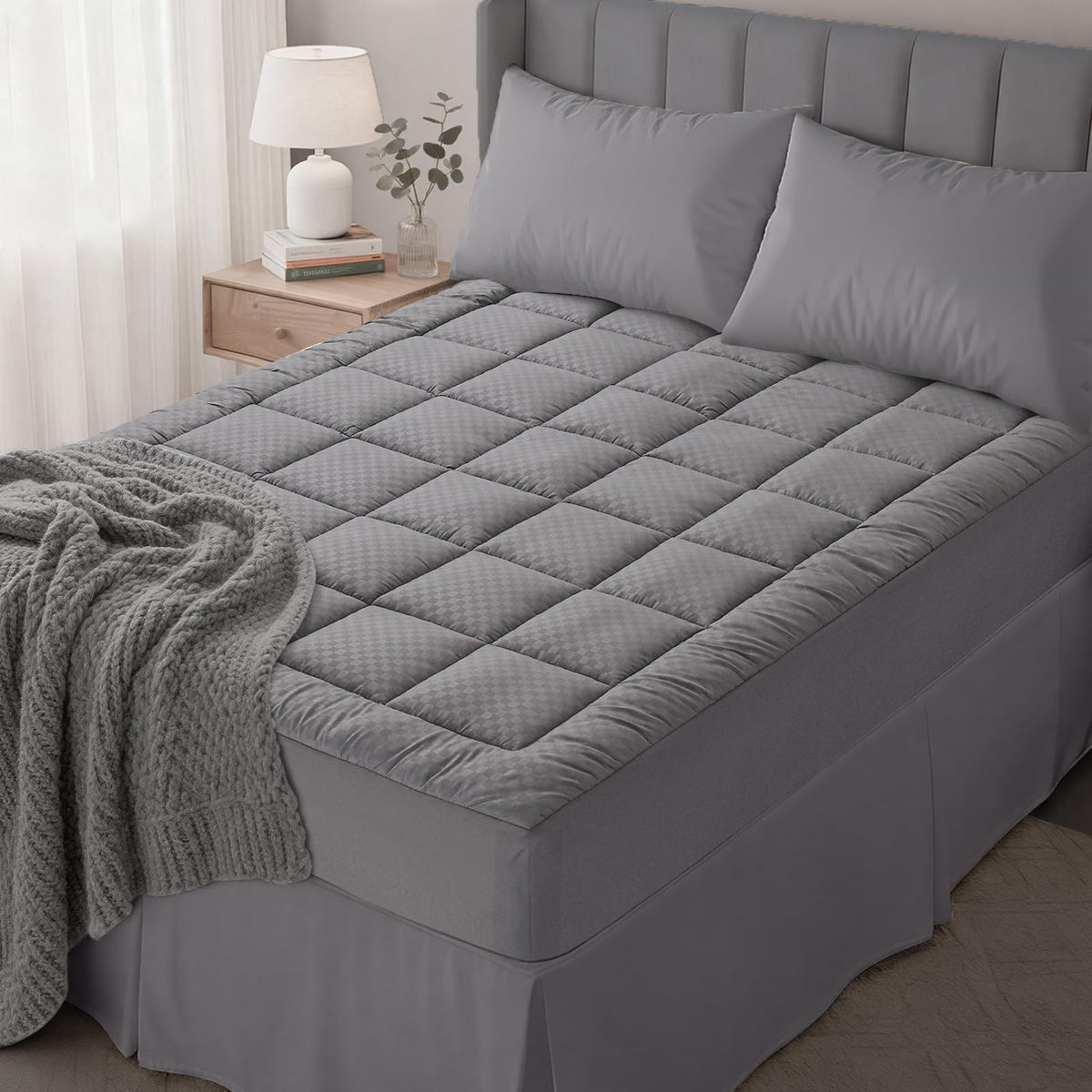 OLANLY Full Quilted Fitted Mattress Pad – Soft Pillow Top Mattress Topper, Down Alternative Fill, Cooling Comfort Breathable Mattress Cover, Machine Washable Deep Pocket Mattress Protector, White