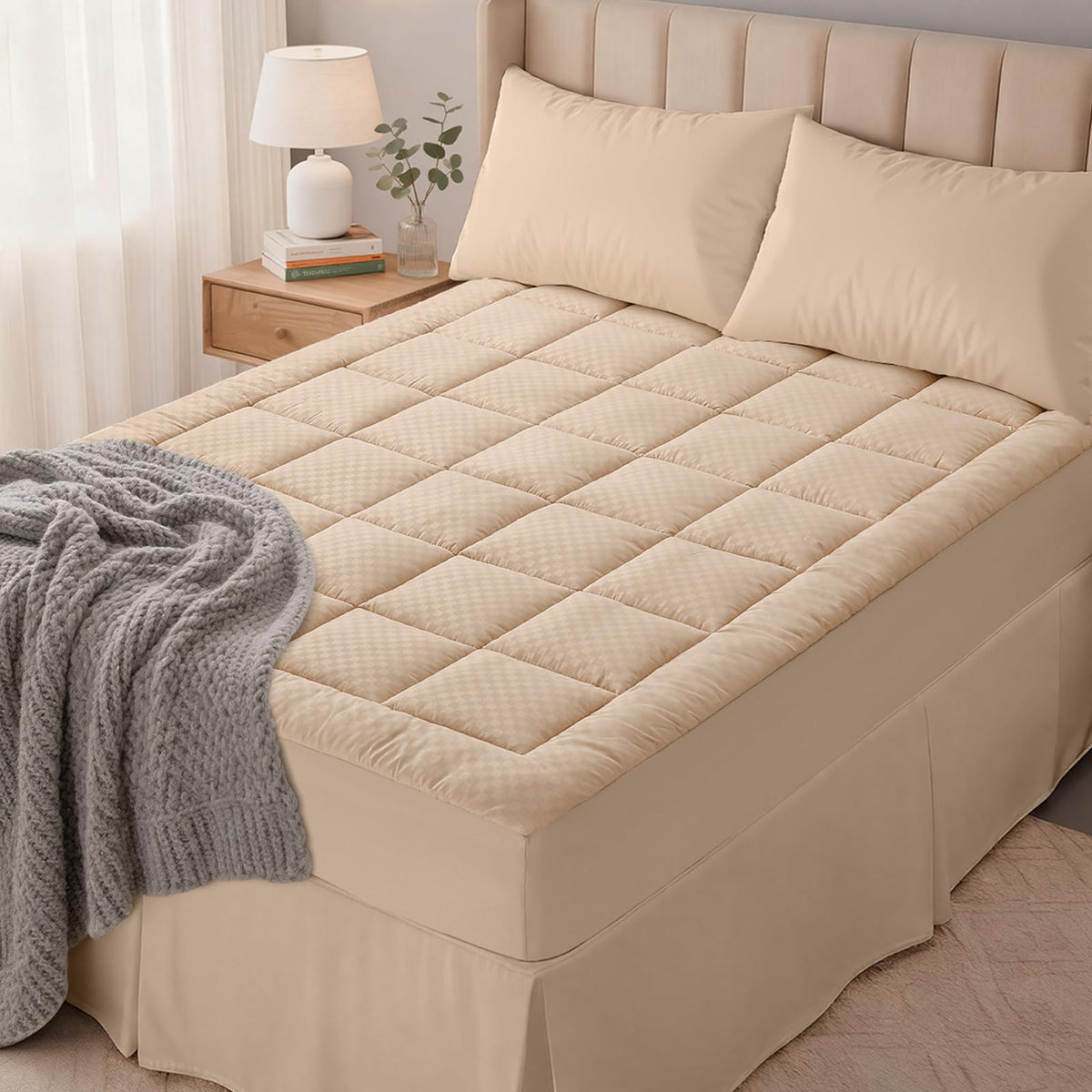 OLANLY Full Quilted Fitted Mattress Pad – Soft Pillow Top Mattress Topper, Down Alternative Fill, Cooling Comfort Breathable Mattress Cover, Machine Washable Deep Pocket Mattress Protector, White