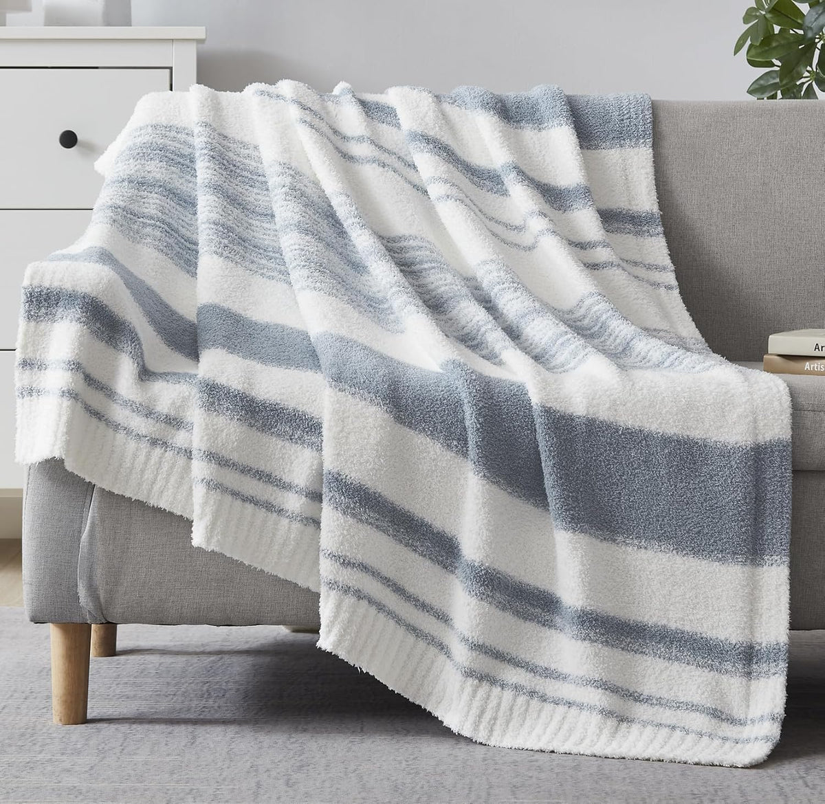 WRENSONGE Soft Checkered Throw Blanket for Couch-Cozy Fall Knitted Blankets