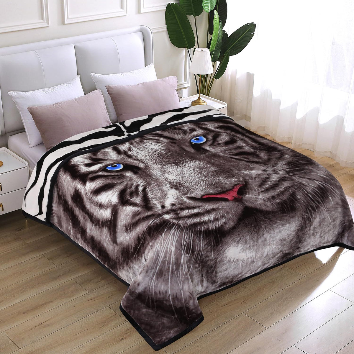 JYK Wolf Blanket Korean Style Queen Size Fleece Bed Blanket, 520GSM 2 Ply