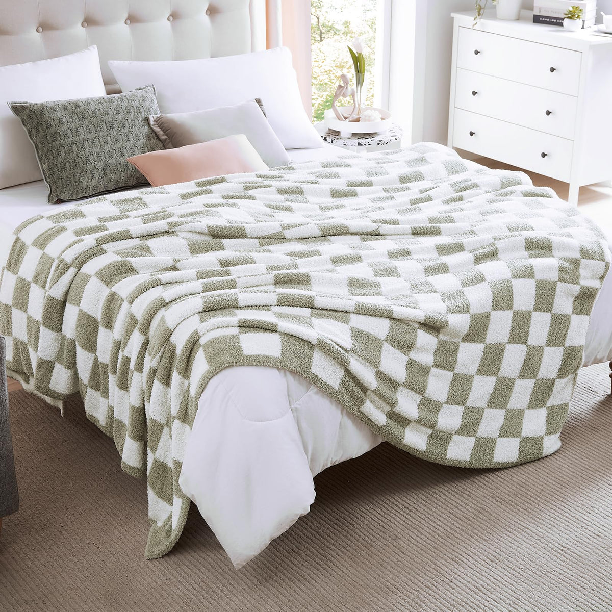 WRENSONGE Soft Checkered Throw Blanket for Couch-Cozy Fall Knitted Blankets