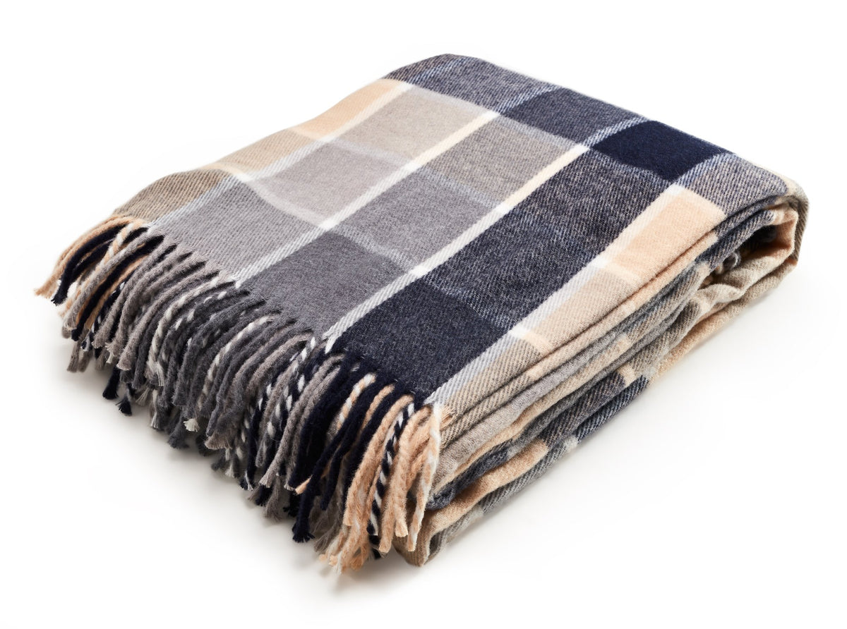 Arus Acrylic Highlands Collection Queen Size Throw Blanket Blue, 60x80