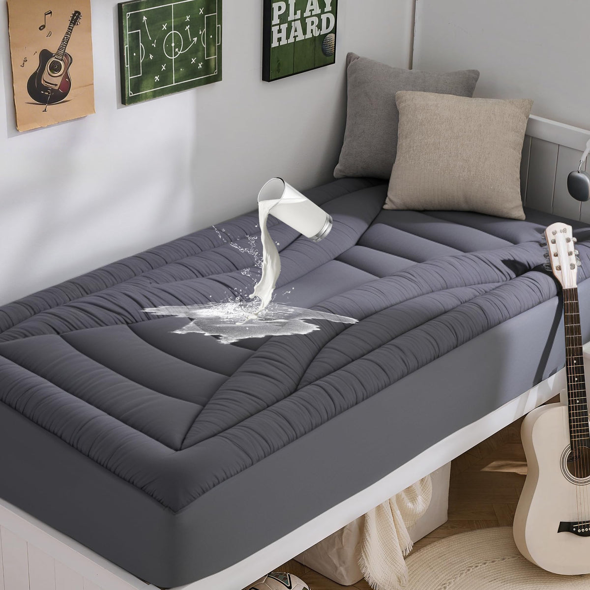 Waterproof Queen Mattress Pad, Noiseless Mattress Protector Queen Size