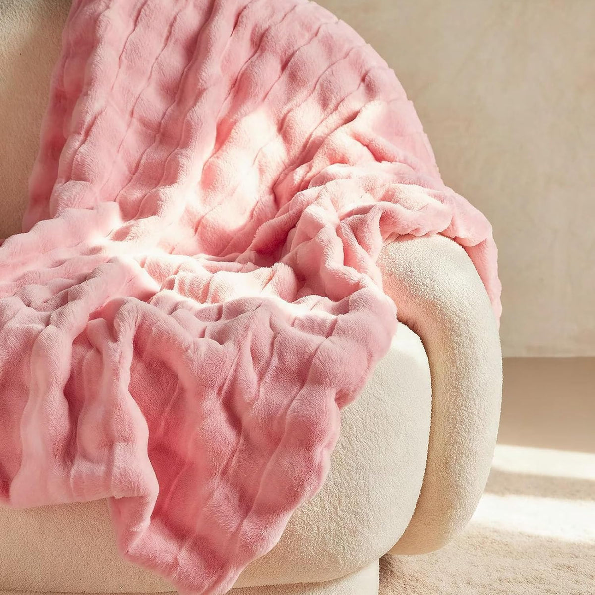 Pink Bubble Blanket Faux Fur Sherpa Throw (50x60 Inch)