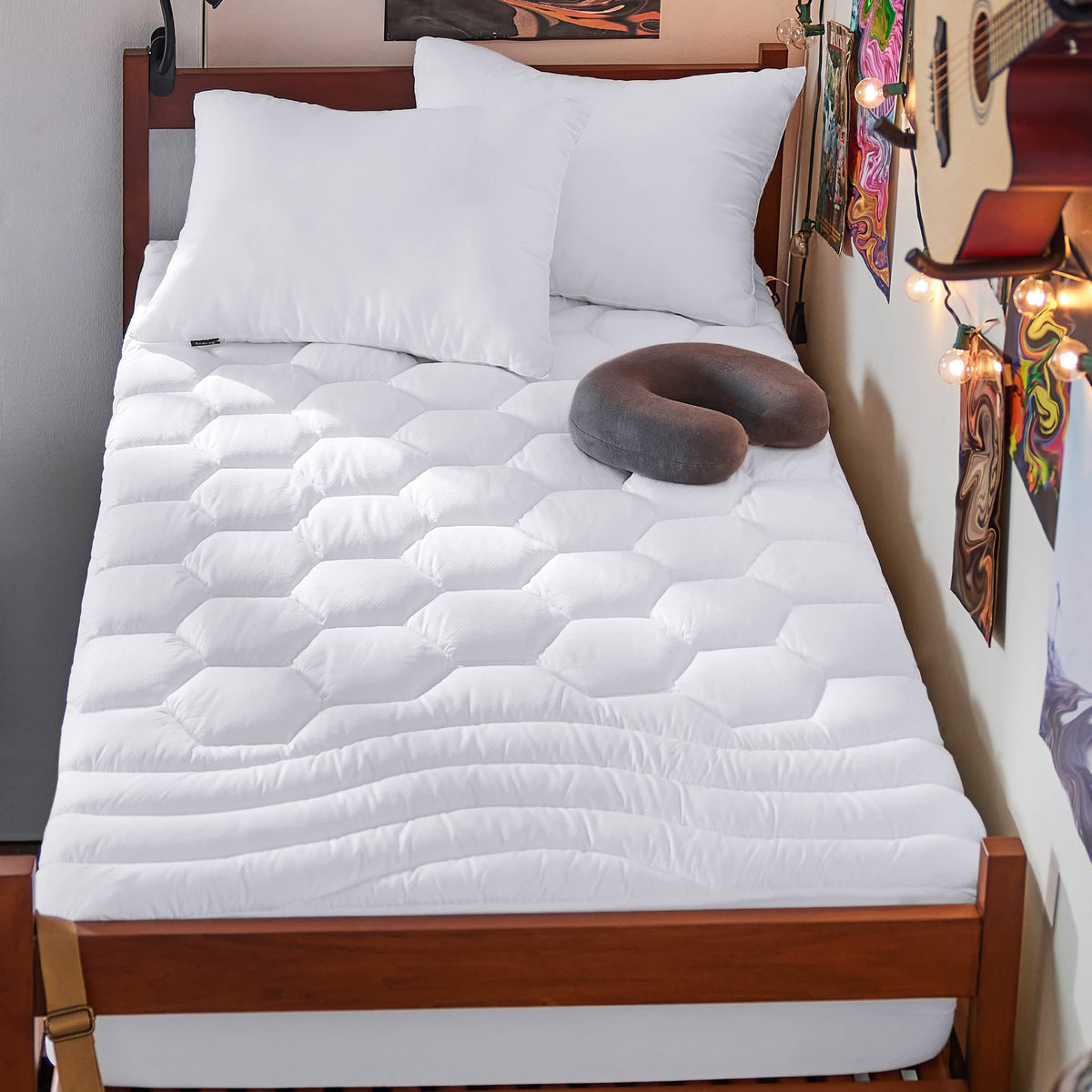 Bedsure Queen Mattress Pad, Mattress Topper with 8-21 Inches Deep Pocket