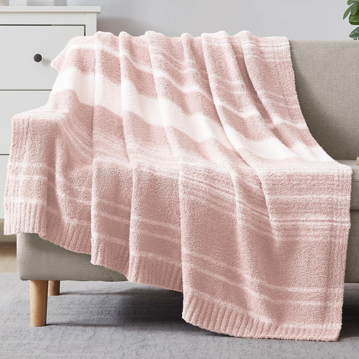 WRENSONGE Soft Checkered Throw Blanket for Couch-Cozy Fall Knitted Blankets