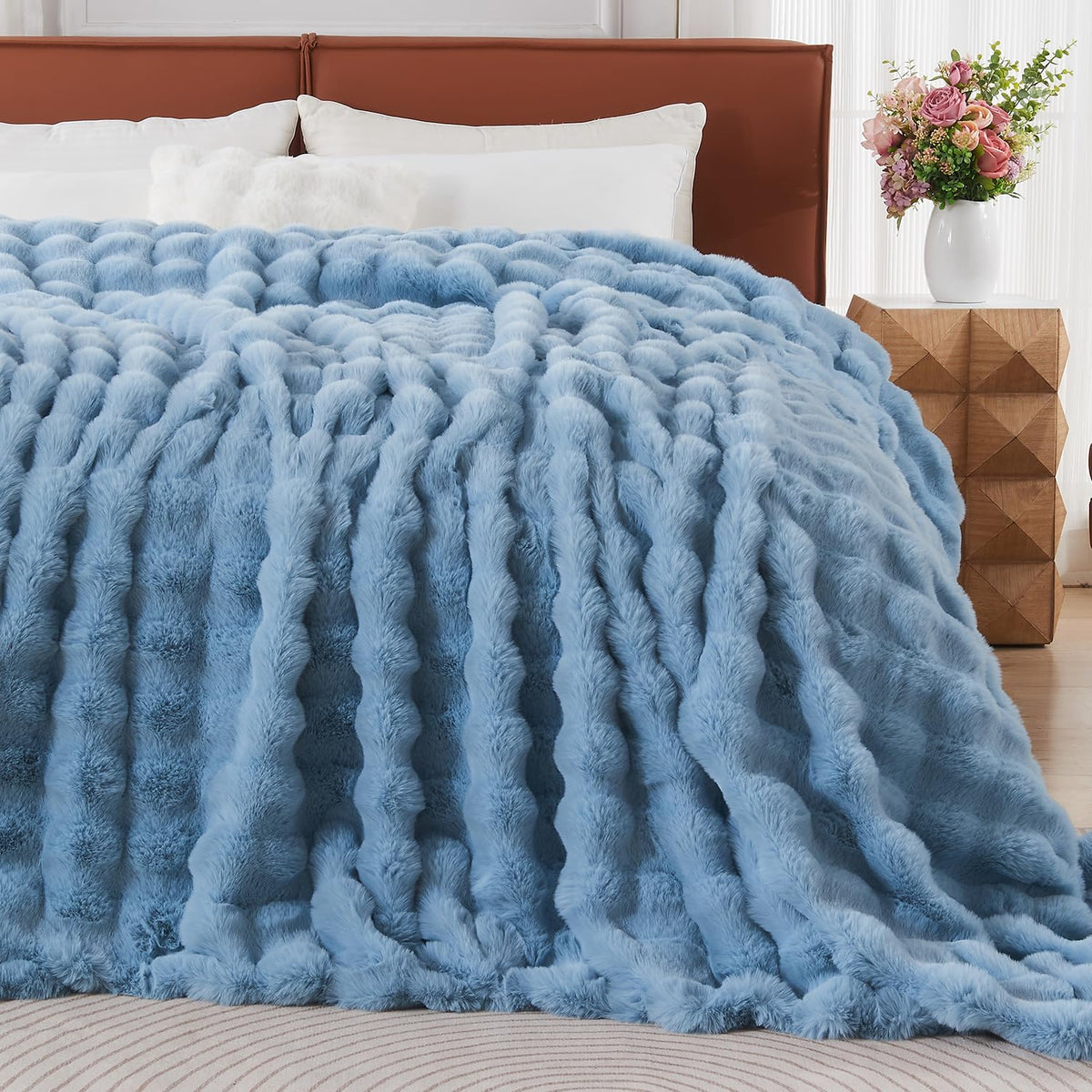 Lotus Karen Faux Fur Blanket - Cream White Twin Size, Big Bubble Rabbit Fluff, 60x80 Inches