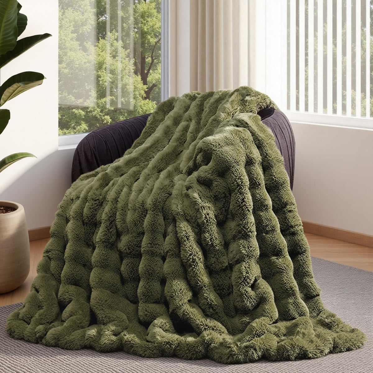 Lotus Karen Faux Fur Blanket - Cream White Twin Size, Big Bubble Rabbit Fluff, 60x80 Inches