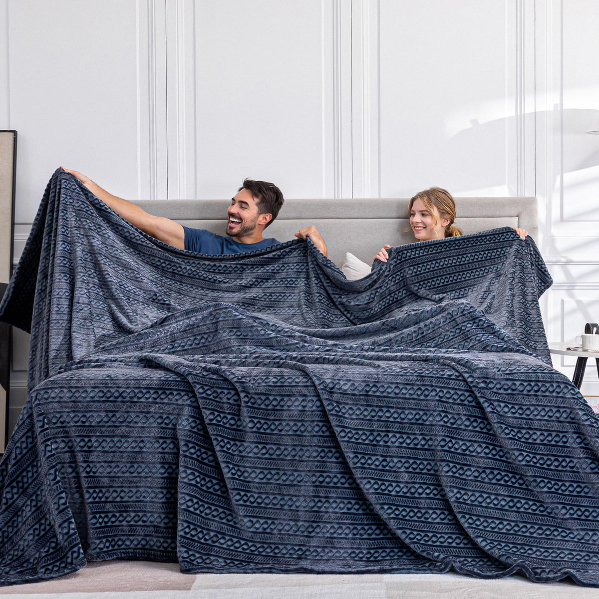 Soft Cozy 120x120 Inches Seamless Oversized King Fleece Blanket, 3D Jacquard Decorative Giant 10'x10' California King Blanket Extra Large for Bed, Sofa, Couch, Travel, Dark Grey Chain