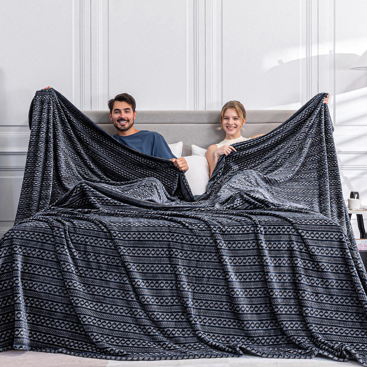 Soft Cozy 120x120 Inches Seamless Oversized King Fleece Blanket, 3D Jacquard Decorative Giant 10'x10' California King Blanket Extra Large for Bed, Sofa, Couch, Travel, Dark Grey Chain