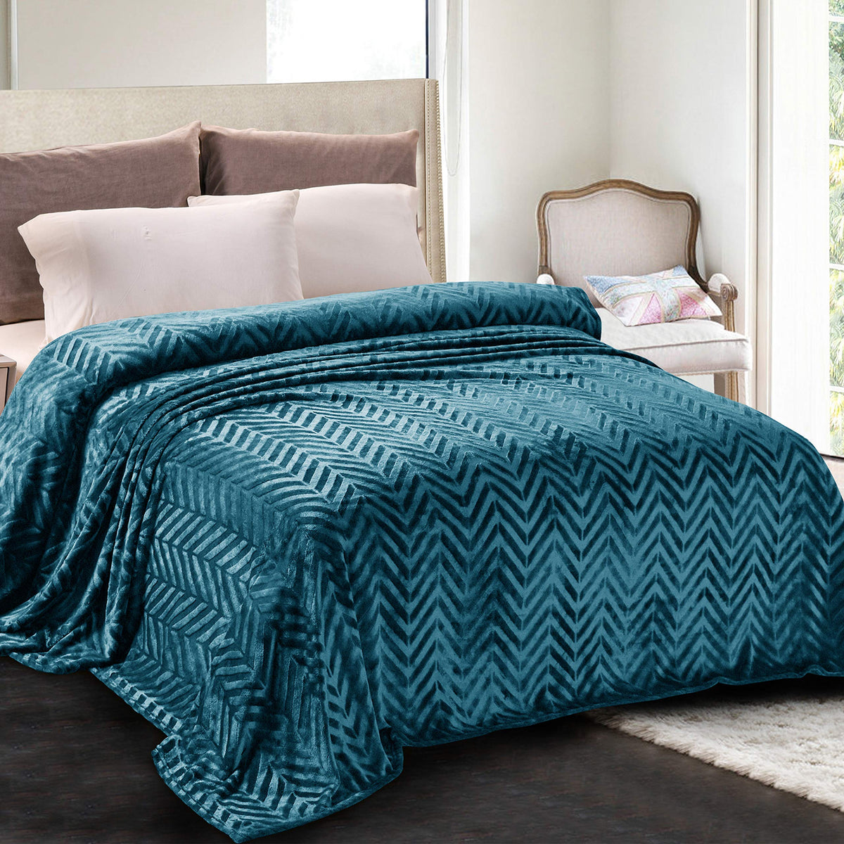 Whale Flotilla Flannel Fleece Fall Bed Blanket King Size, Black