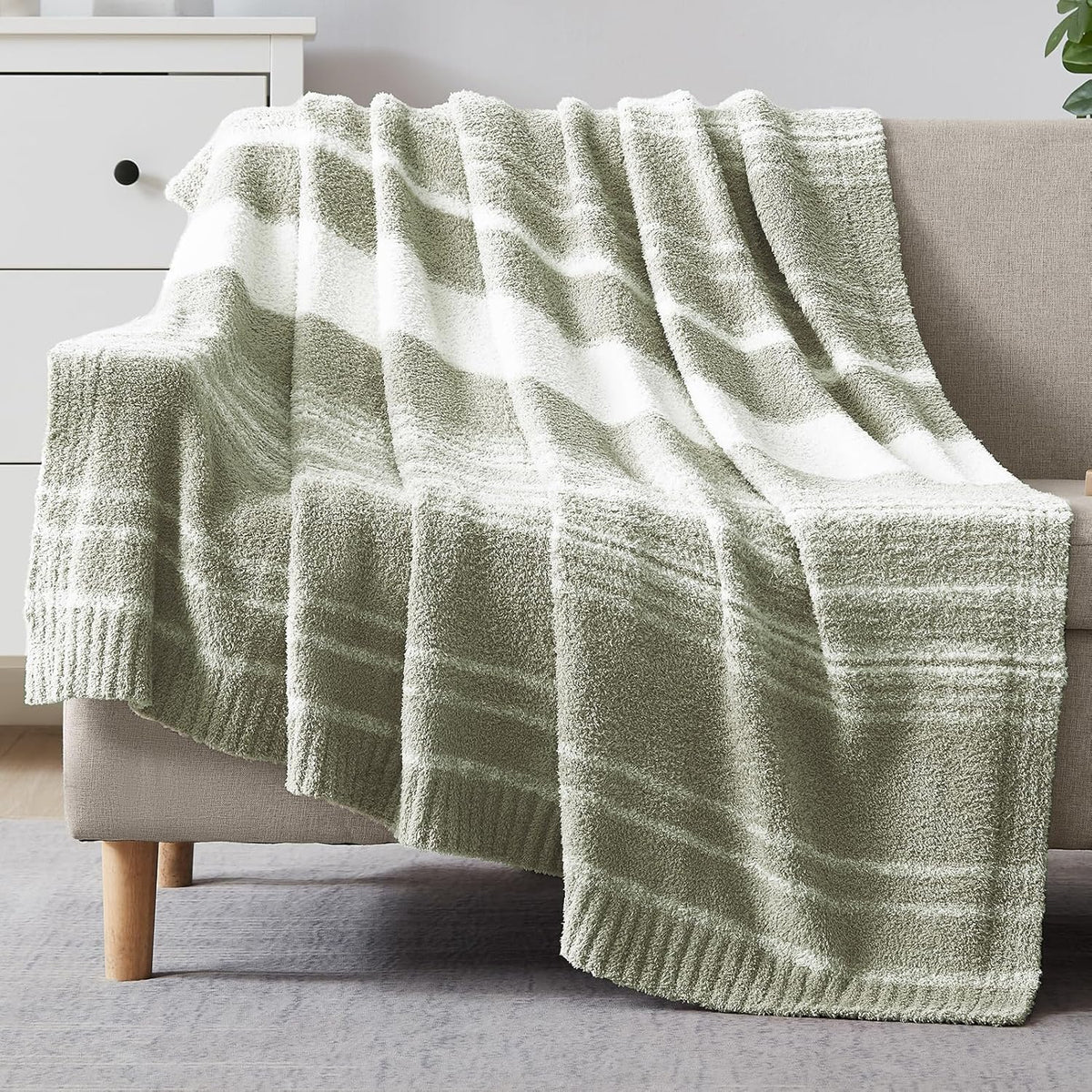 WRENSONGE Soft Checkered Throw Blanket for Couch-Cozy Fall Knitted Blankets