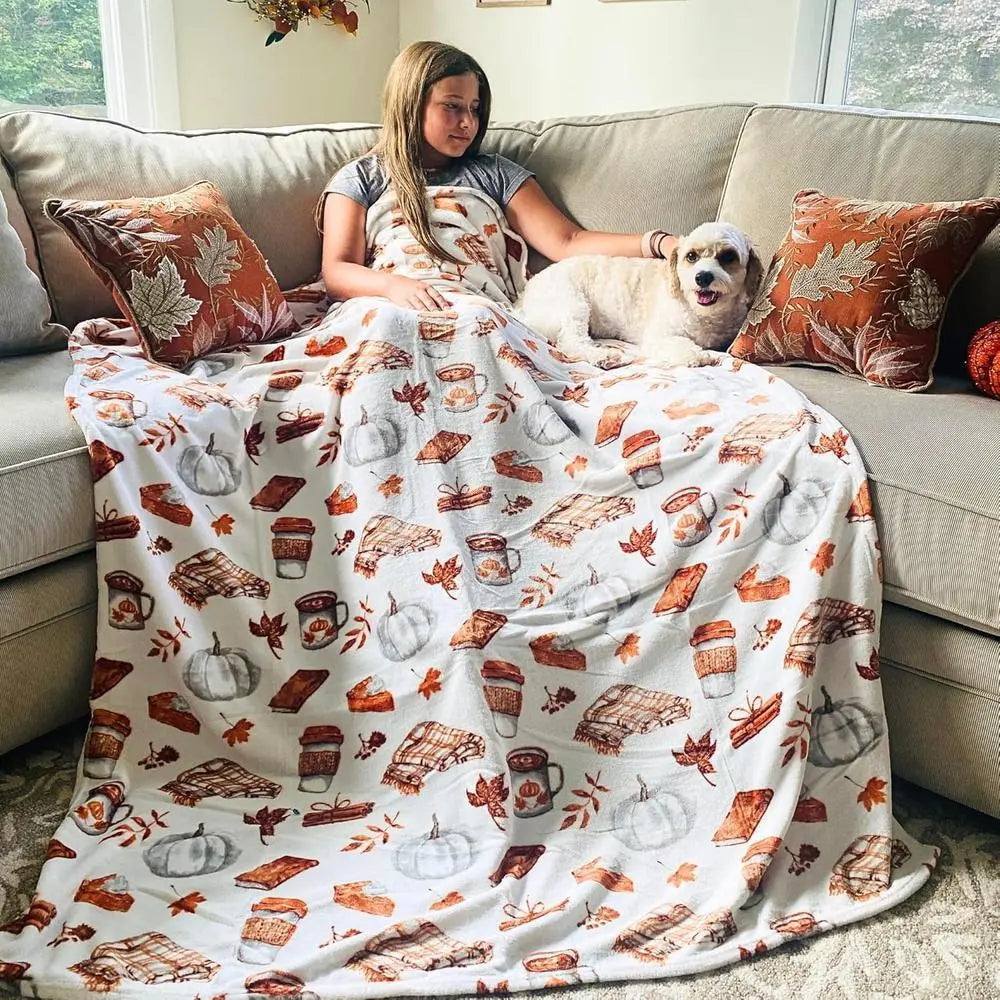 Oversized Fall Soft Warm Throw Blanket - Soft Fleece Flannel, Lightweight, Bed Sofa Blanket, Ideal for Living Room Decor Cozy Setup, Perfect for Couch Covers & Relaxing Moments with Books or Coffees