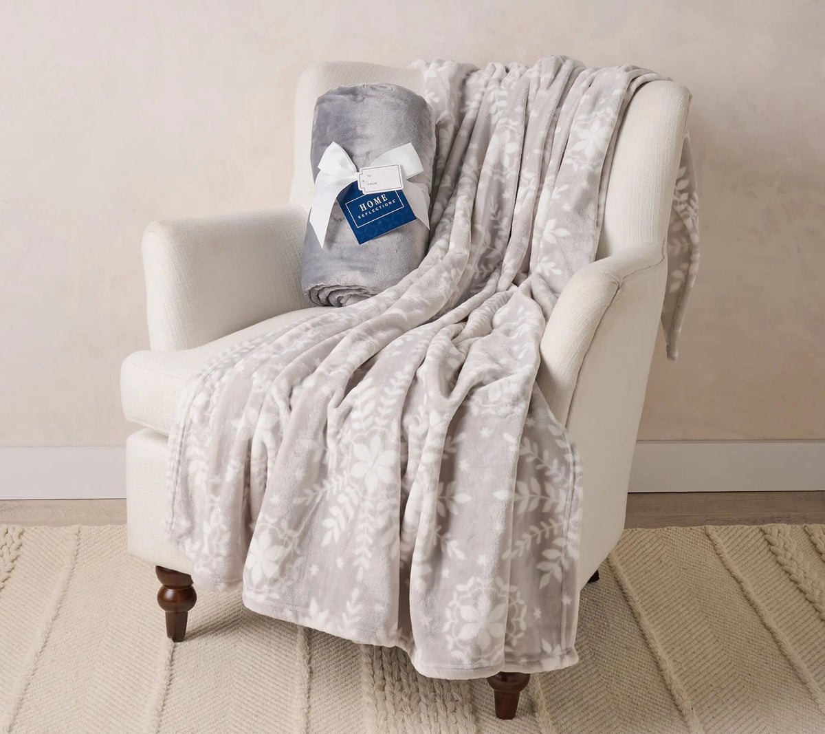 Home Reflections Set of 2 Holiday Throws